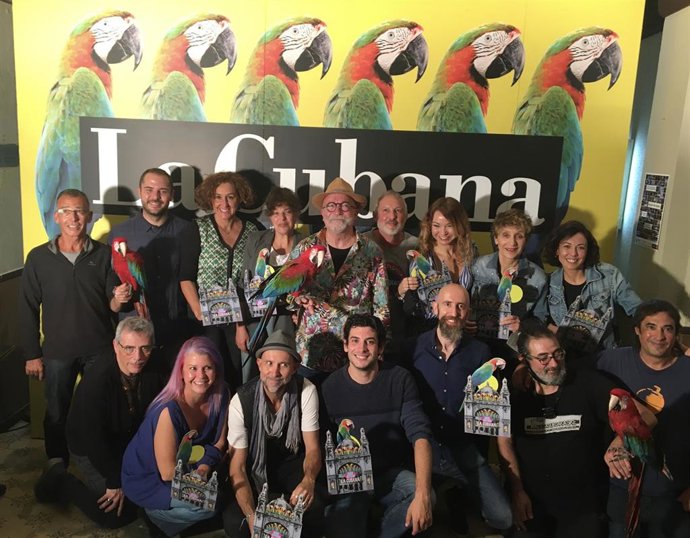 La compañía La Cubana en la presentación de la obra Adéu Arturo en el Teatre Coliseum de Barcelona