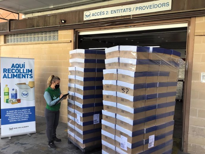 Mercadona dona 68.700 paquets de macarrons al Banc dels Aliments de Barcelona
