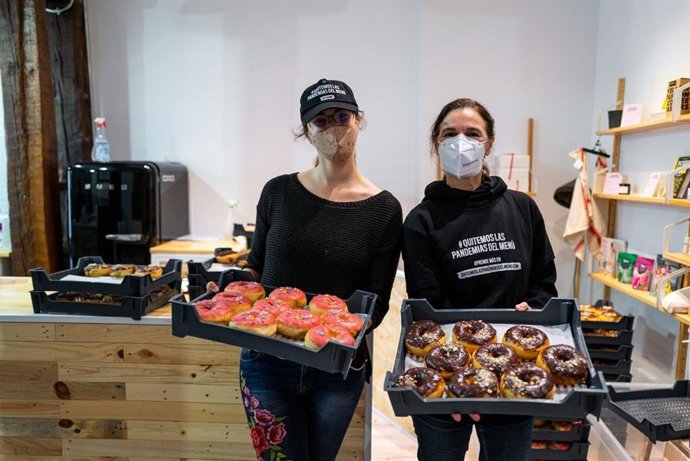 Reparto de comida vegana por Million Dollar Vegan