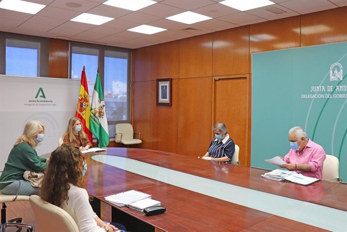 Archivo - Reunión con vecinos de La Constancia en Jerez.