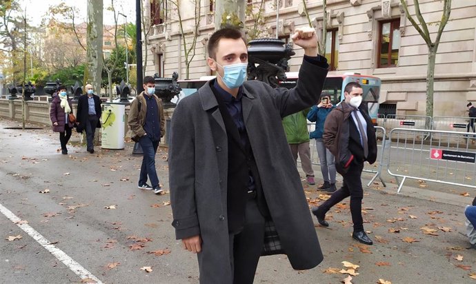 Archivo - El militante de La Forja y la CUP Marcel Vivet acusado de desórdenes, lesiones y atentado en la protesta 'Holi' contra Jusapol en Barcelona, tras aplazarse el juicio en el que Fiscalía pide 5 años y medio de prisión. En Barcelona 18 de diciemb