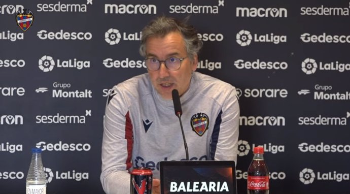 Javier Pereira, técnico del Levante