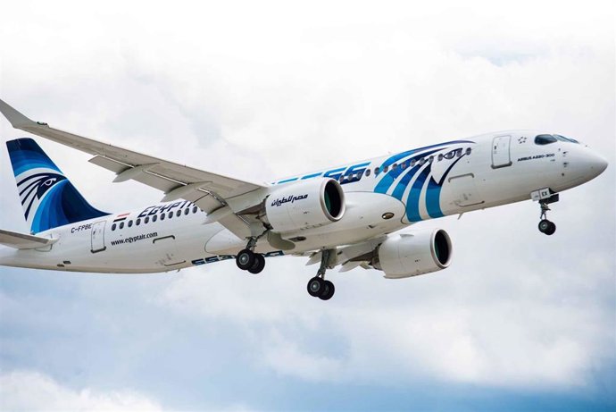 Archivo - A220 de Egyptair