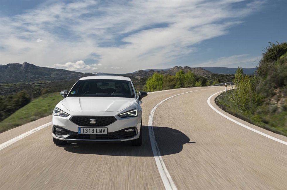 Archivo - Seat León FR TGI.