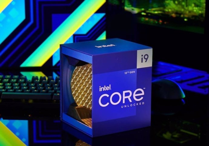Intel Core i9-12900K.