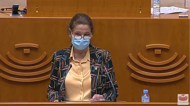 La vicepresidenta primera de la Junta de Extremadura, Pilar Blanco-Morales, en su comparecencia en la Asamblea para hablar sobre financiación autonómica