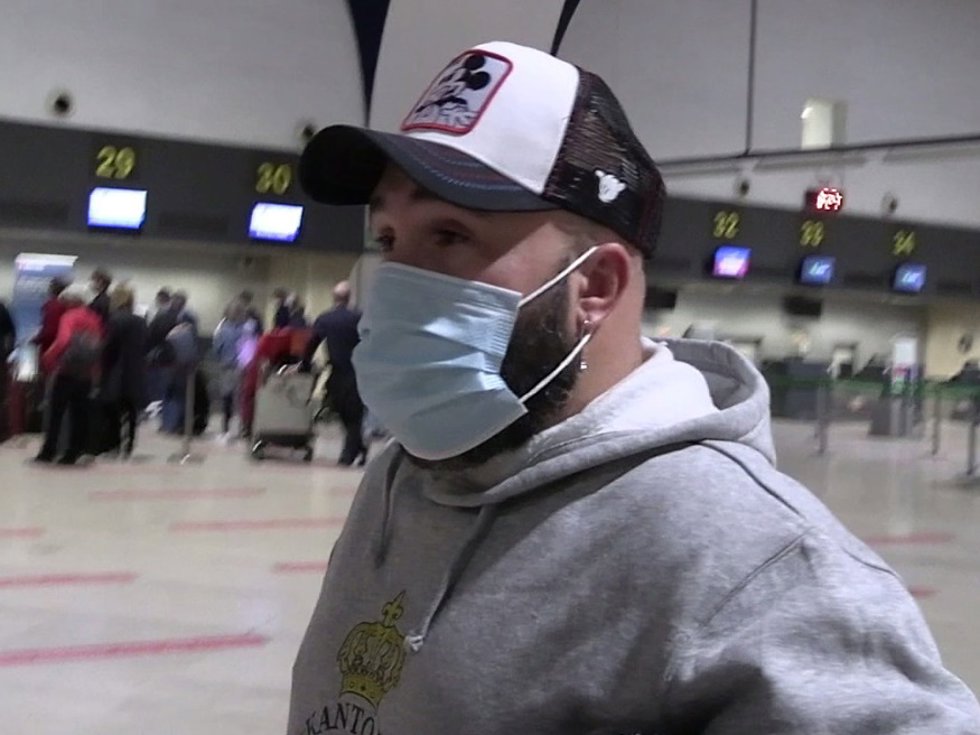 Kiko Rivera, en el aeropuerto