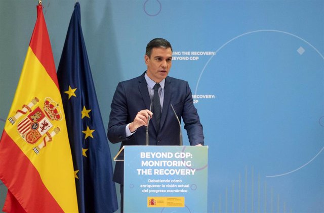 El presidente del Gobierno, Pedro Sánchez, clausura el seminario 'Monitoring the recovery: beyond GDP', en el Ministerio de Asuntos Económicos y Transformación Digital, a 25 de octubre de 2021, en Madrid (España). 