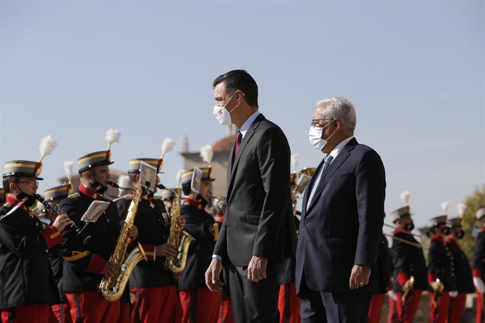 Pedro Sánchez y Antonio Costa a su llegada a la Cumbre Hispano Lusa de Trujillo