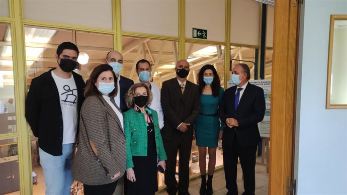 Asistentes a la jornada de puertas abiertas de la Estación Tecnológica de la Leche.