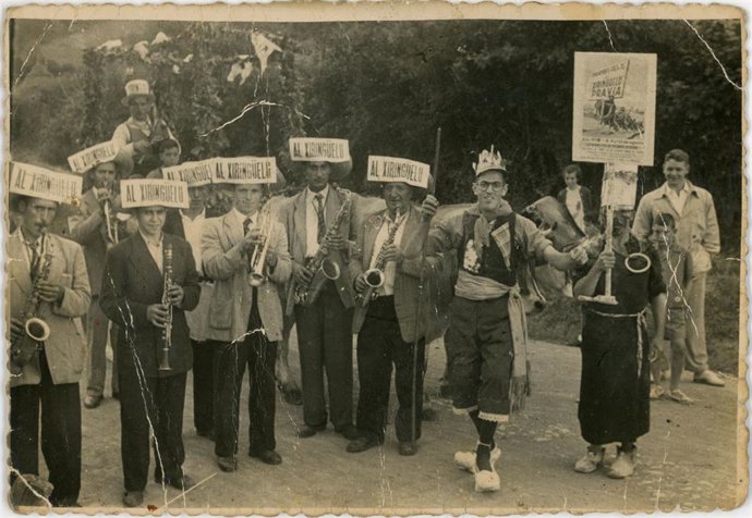Fiesta del Xiringüelu, Pravia (Colección de José Antonio Martínez González)