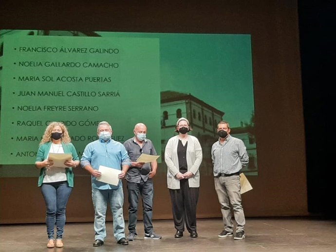 Más de 30.000 euros para cursos de formación especializada, idiomas, ofimática y apoyo logístico.