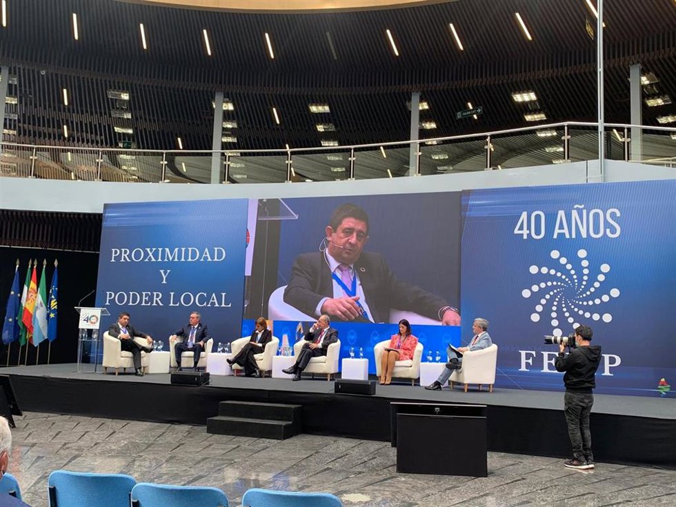 Mesa redonda en la que ha intervenido Francisco Reyes