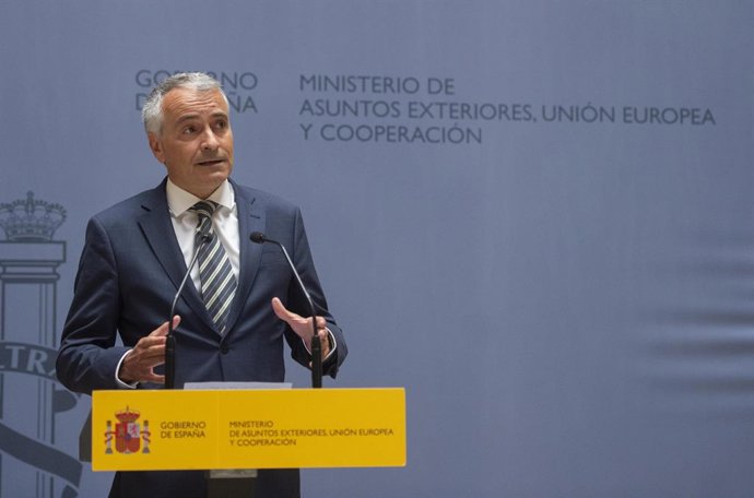 Archivo - El nuevo subsecretario del Ministerio de Asuntos Exteriores, Unión Europea y Cooperación, Luis Cuesta, durante el acto por el que toma posesión del cargo, a 29 de julio de 2021, en Madrid (España). Con este acto continúa el proceso de toma de 