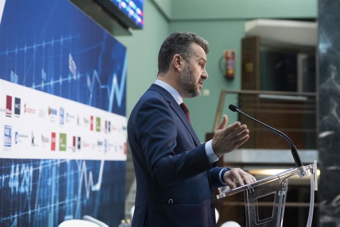El presidente de la Comisión Nacional de Mercados y Valores (CNMV), Rodrigo Buenaventura,  en Bilbao, Euskadi, (España).