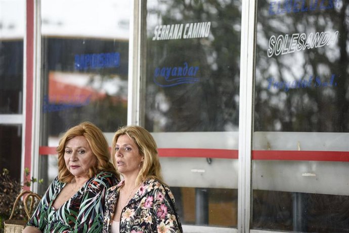 Archivo - Fotograma de 'Las siamesas'.