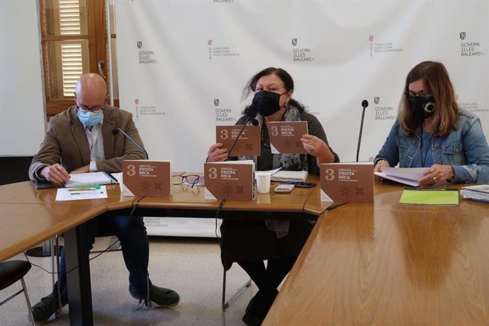 Agricultura lanza el plan de reestructuración de los frutos secos de Baleares.