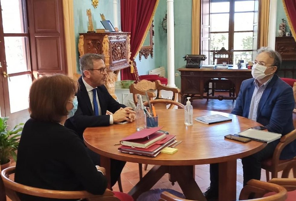 Reunión de la Junta y el Ayuntamiento de Nigüelas