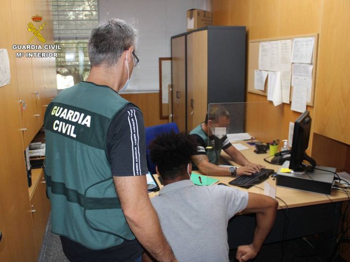 Cae un grupo criminal acusado de estafar más de 500.000 euros a empresas por el "fraude al CEO