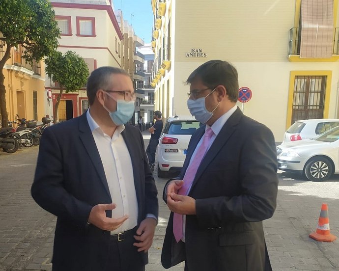 Los alcaldes de Los Palacios y Utrera, José Manuel Valle y José María Villalobos, respectivamente.