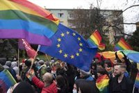 El Parlamento polaco debate un proyecto de ley que prohíbe manifestaciones a favor del colectivo LGTBI