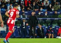 Simeone: "Me sentí como cuando jugaba y te están buscando para la segunda amarilla"