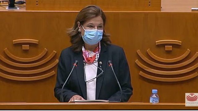 La vicepresidenta primera y consejera de Hacienda y Administración Pública de la Junta de Extremadura, Pilar Blanco-Morales, en la Asamblea en el debate de totalidd de los Presupuestos regionales para 2022