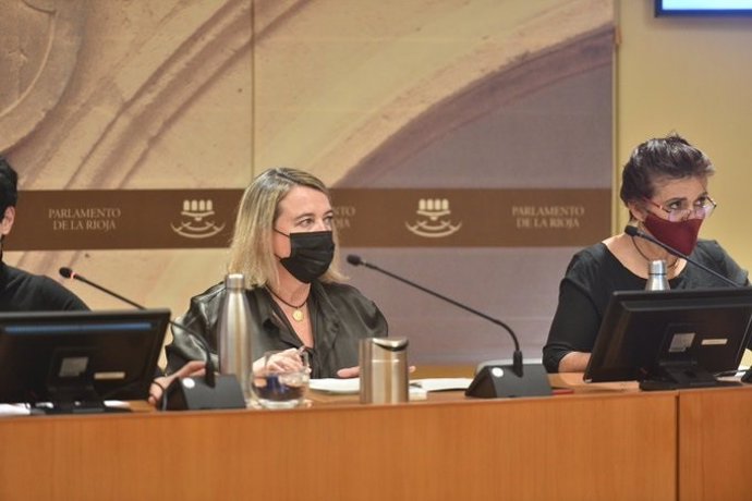 La consejera de Agricultura, Eva Hita, comparece ante el Parlamento