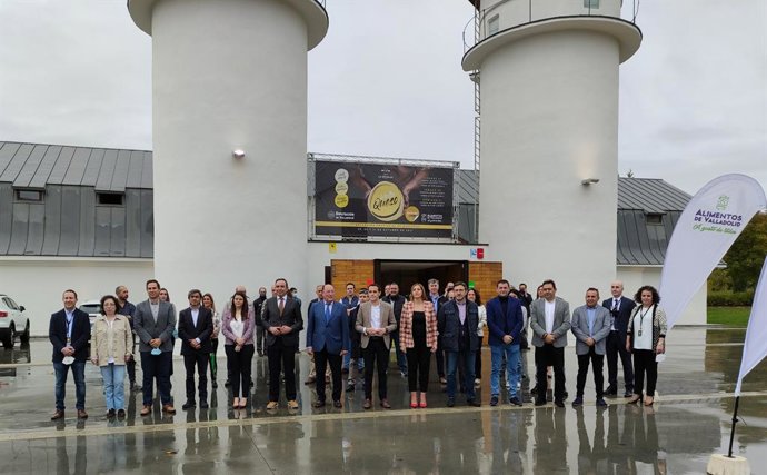 Inauguración del I Encuentro de Queserías de Valladolid 'Vallaqueso' en el espacio La Granja.
