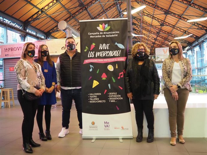 Presentación en el Mercado del Val de la campaña 'Vive los Mercados'.