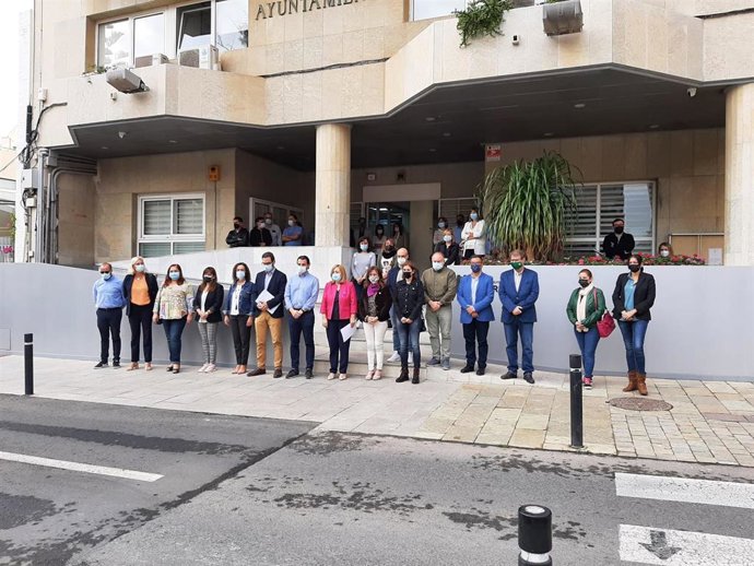 Concentración en señal de respulsa por el crimen machista de Torrevieja