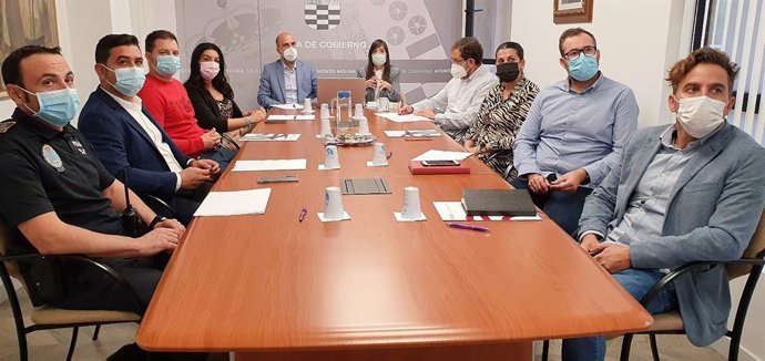 La directora general de Movilidad y Litoral, Marina Munuera, preside la reunión de la mesa comarcal de la concesión de transporte interurbano del entorno de Molina de Segura