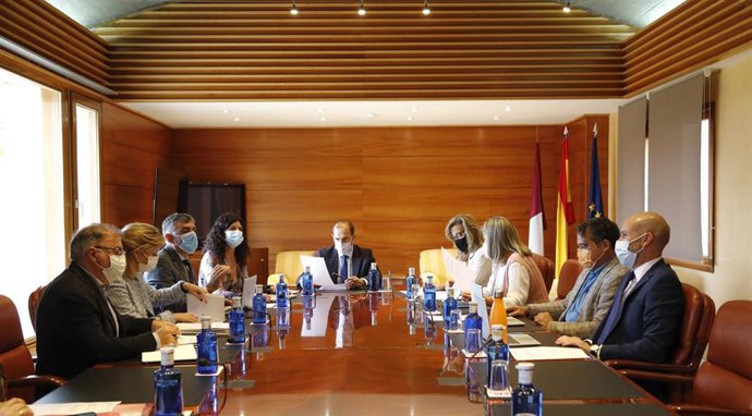 Reunión de la Mesa de las Cortes de C-LM