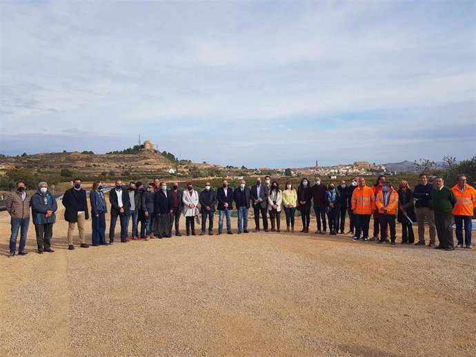 Soro ha inaugurado la vía junto con el director general de Carreteras, Bizén Fuster.