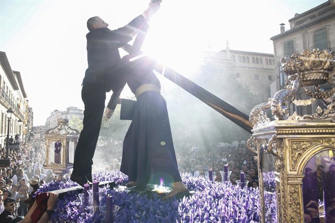 Archivo - Semana Santa Granada 2019. Procesión de Nuestro Padre Jesús del Gran Poder.