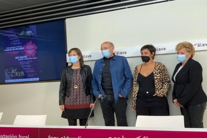 Presentación de la nueva edición de 'A golpe de palabra