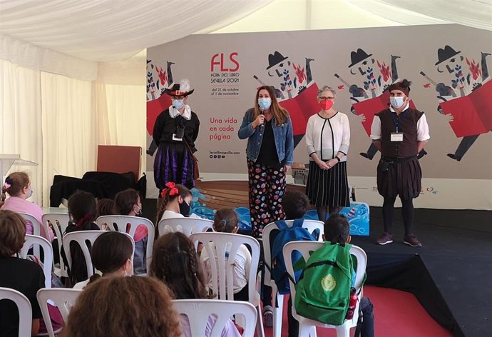 Imagen de una actividad del Ayuntamiento de Sevilla en la Feria del Libro.
