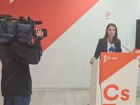 Cs critica que Sánchez "margine a Andalucía" en el reparto de fondos y defiende el plan de la Junta para empleo juvenil