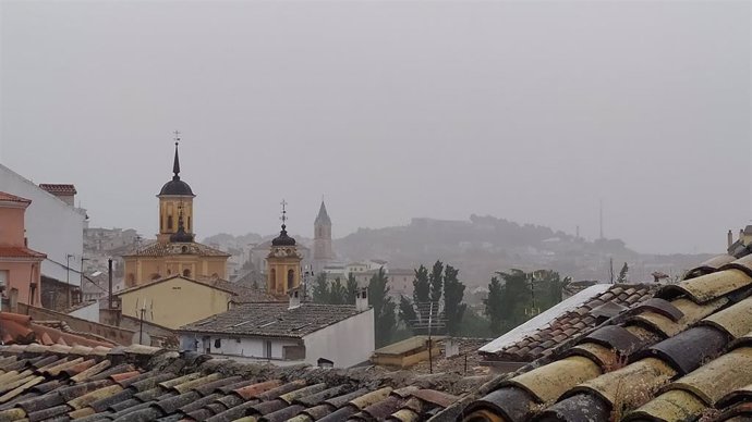 Archivo - Lluvias en Cuenca