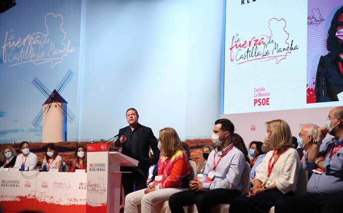 El presidente de C-LM y secretario regional del PSOE, Emiliano García-Page, en el XII Congreso Regional del PSOE de C-LM