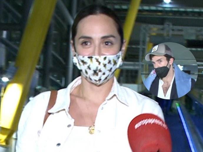 Tamara Falcó e Íñigo Onieva a su llegada a Madrid tras asistir a la boda de una prima del empresario en Cádiz este fin de semana