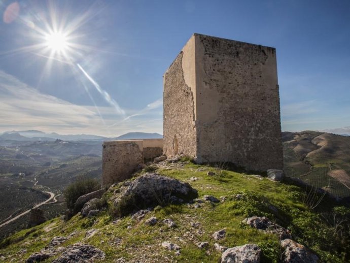 Torre del homenaje del castillo de Pruna