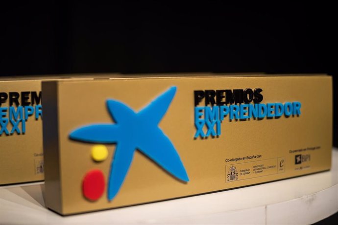 Archivo - CaixaBank y Enisa convocan una nueva edición de los Premios EmprendedorXXI para 'startups'