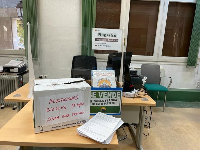 Recogen más de 1.500 alegaciones en Biescas contra el proyecto de instalación de placas solares.