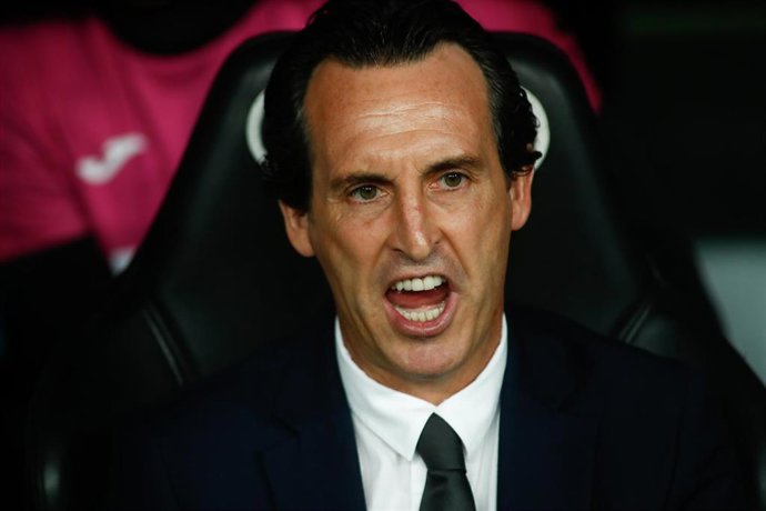 Archivo - Unai Emery, coach of Villarreal, gestures during the spanish league, La Liga Santander, football match played between Real Madrid and Villarreal CF at Santiago Bernabeu stadium on Septenber 25, 2021, in Madrid, Spain.