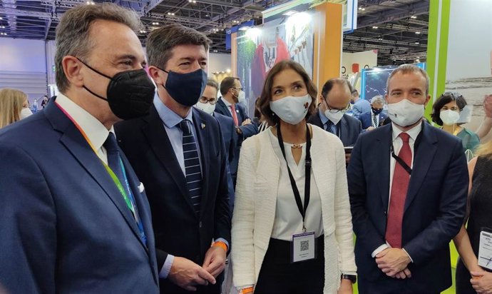 El alcalde de Torremolinos en WTM en Londres