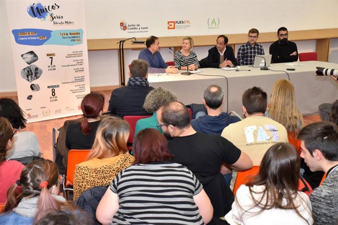 Participantes en el programa 'Unicos' de Foacal.