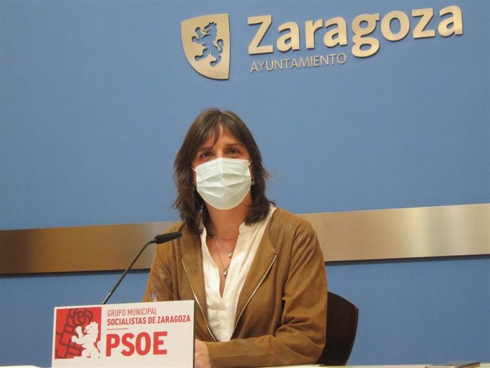 Archivo - La portavoz del grupo municipal del PSOE en el Ayuntamiento de Zaragoza, Lola Ranera