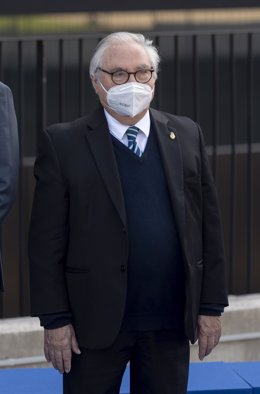 El ministro de Universidades, Manuel Castells, en la inauguración del nuevo Campus de IE Tower el pasado 19 de octubre de 2021, en Madrid