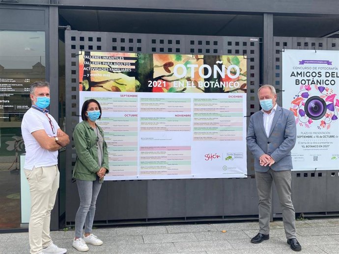 Archivo - El concejal de Medio Ambiente y Movilidad de Gijón, Aurelio Martín, en la presentación del programa de actividades del último trimestre del año del Jardín Botánico Atlántico gijonés (Archivo)